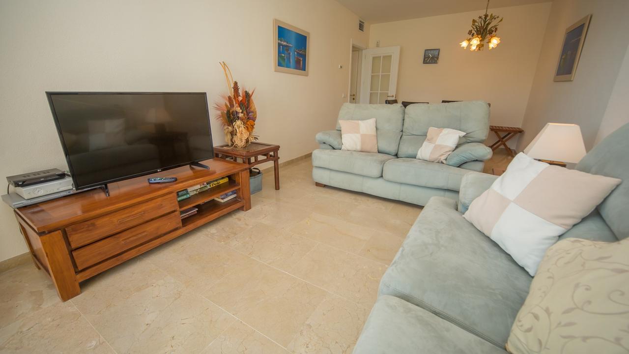 Marina Real 124 Apartman Manilva Kültér fotó